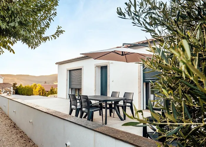 The Douro Nest * 杜罗河畔瓦伦萨